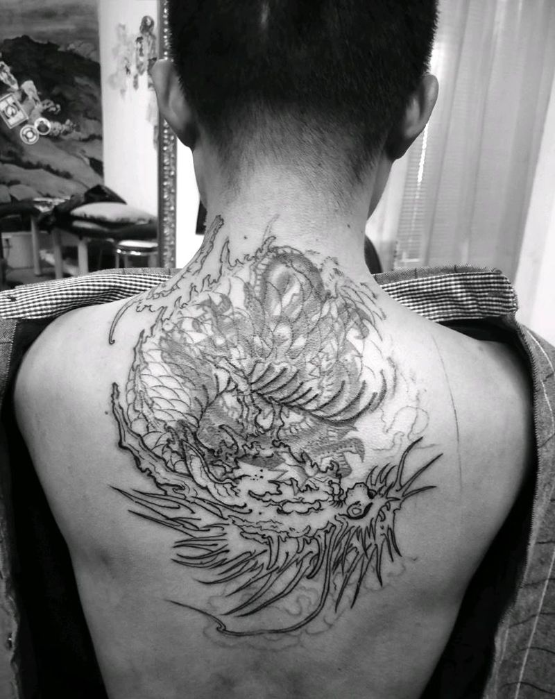 暴力遮盖纹身图片_背部水墨纹身图案