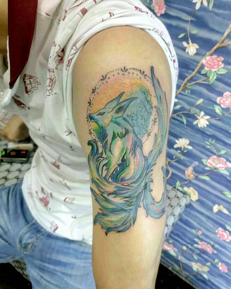 九尾狐纹身图片