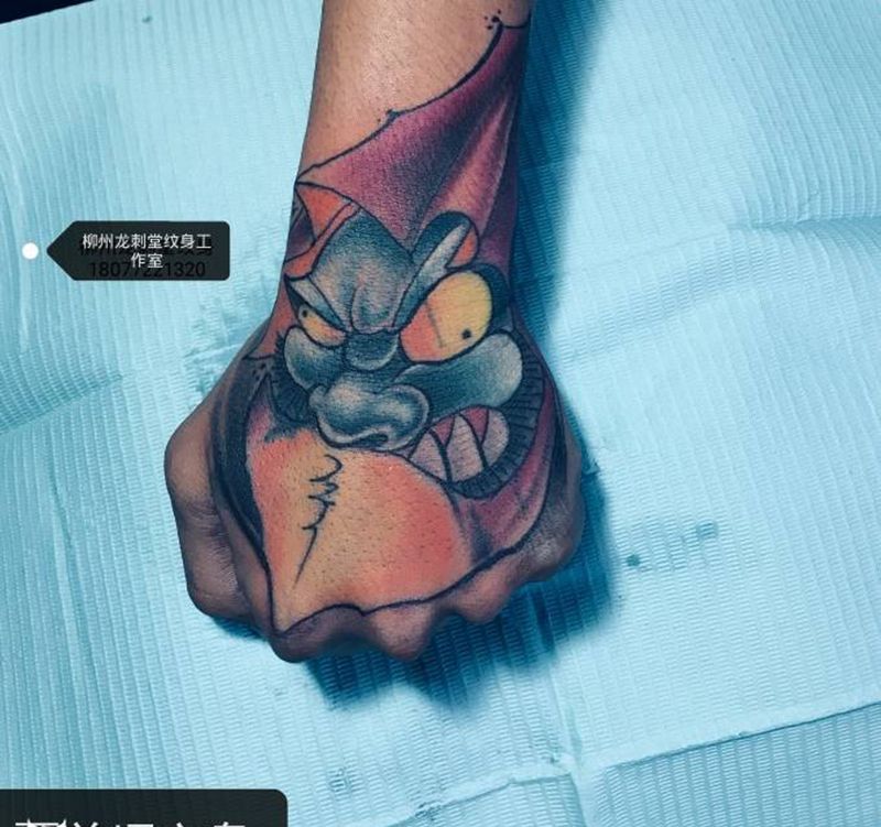 覆盖旧文身纹身图片_手部新传统日式纹身图案