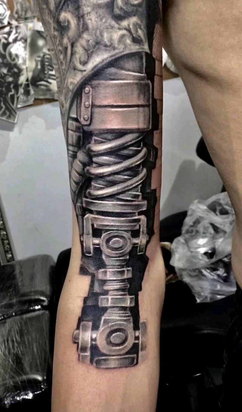 机械臂局部零件纹身图片_手臂纹身图案