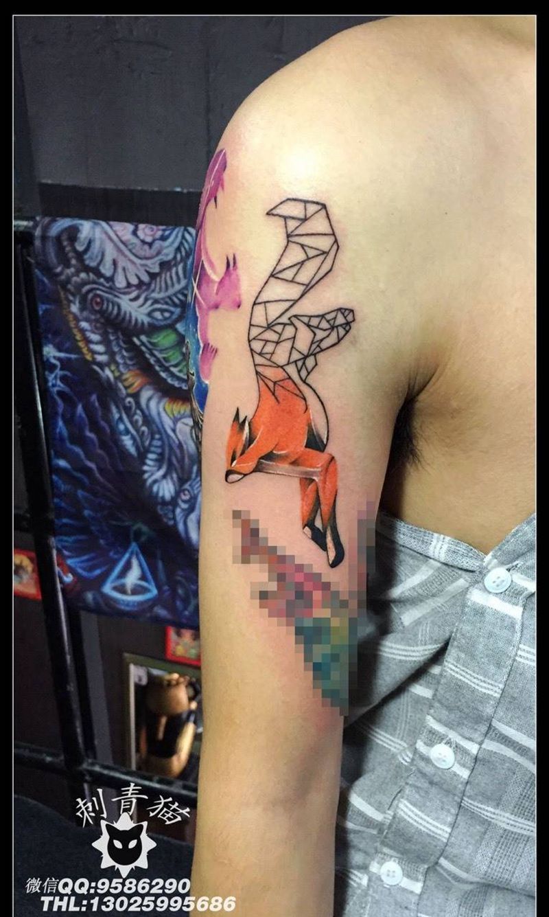 狐狸纹身纹身图片_成品手臂手部欧美写实动物水彩纹身图案