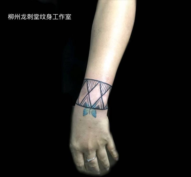 手腕纹身纹身图片_手部纹身图案