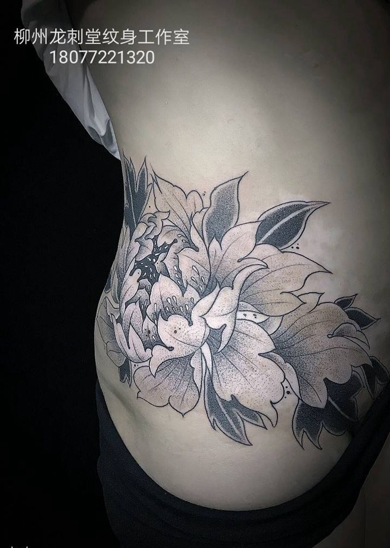 覆盖纹身纹身图片_腰部新传统植物纹身图案