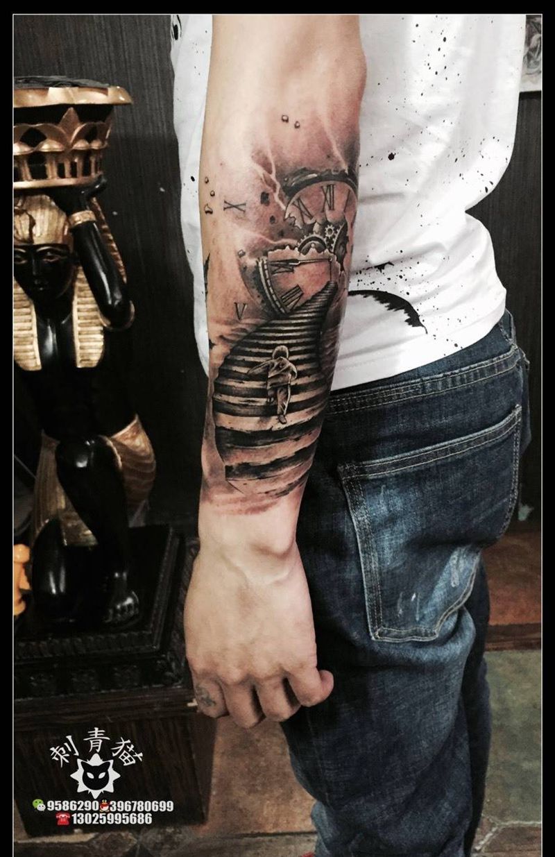 流逝的时间纹身图片_成品手臂手部欧美清新人物静物时间怀表钟表纹身图案