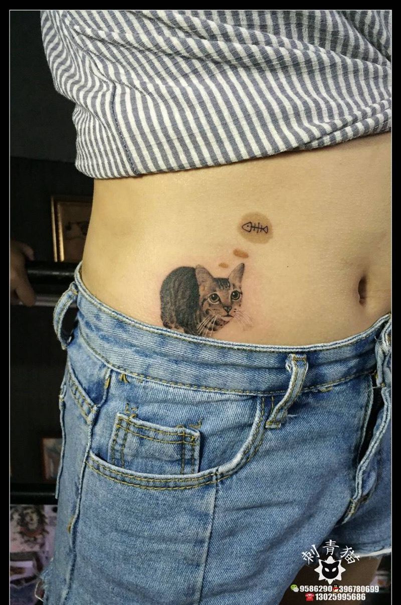 猫咪.纹身图片_成品腰部腹部欧美清新动物猫咪原创纹身图案