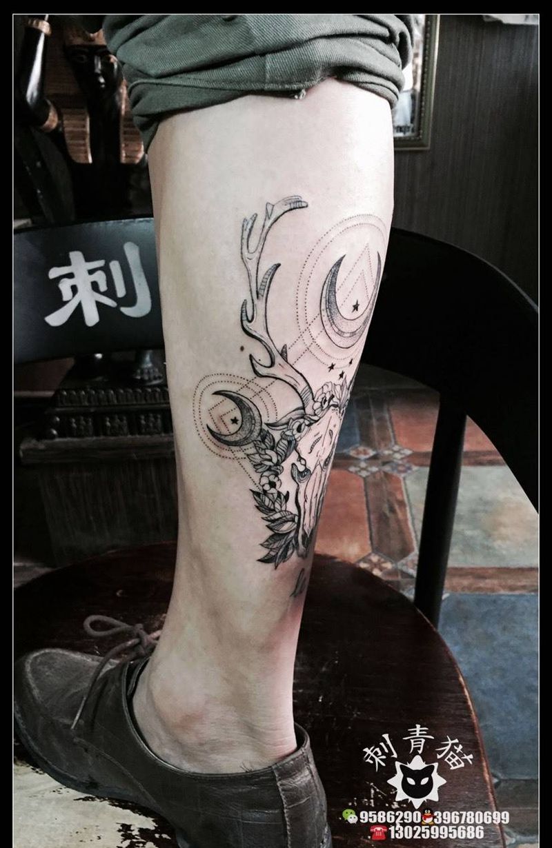 鹿纹身图片_成品腿部脚部欧美动物清新纹身图案