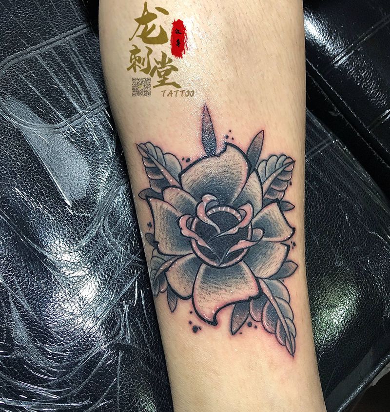 覆盖旧文身纹身图片_腿部纹身图案