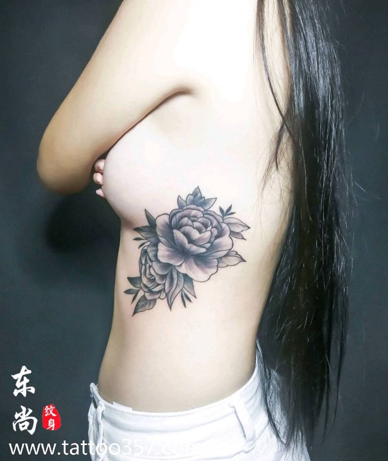 素花纹身图片_腰部新传统素花纹身图案