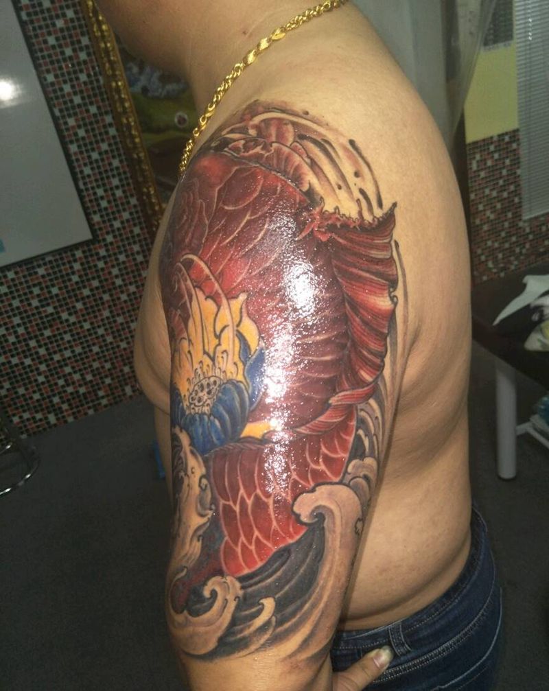 包大臂之鲤鱼篇纹身图片_肩部手臂传统动物成品纹身图案