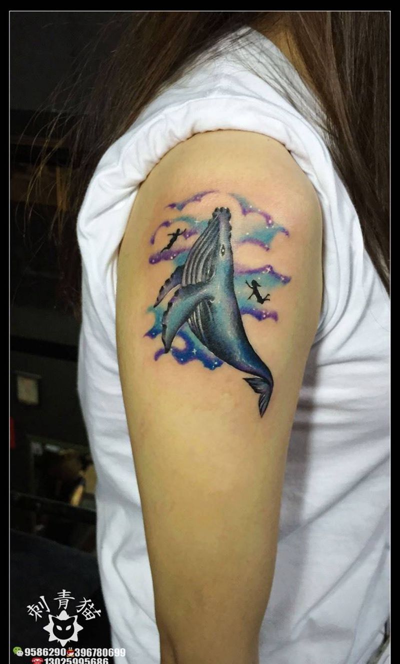 鲸鱼纹身图片_成品手臂手部欧美清新动物水彩纹身图案