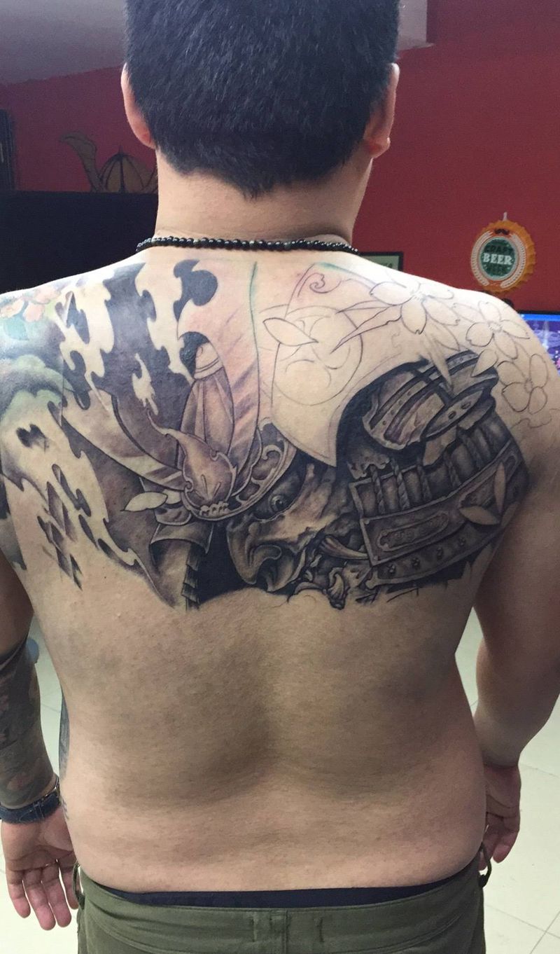 鬼武士纹身图片_背部纹身图案