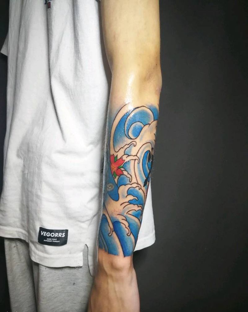 浪纹身图片_手臂老传统浪花纹身图案