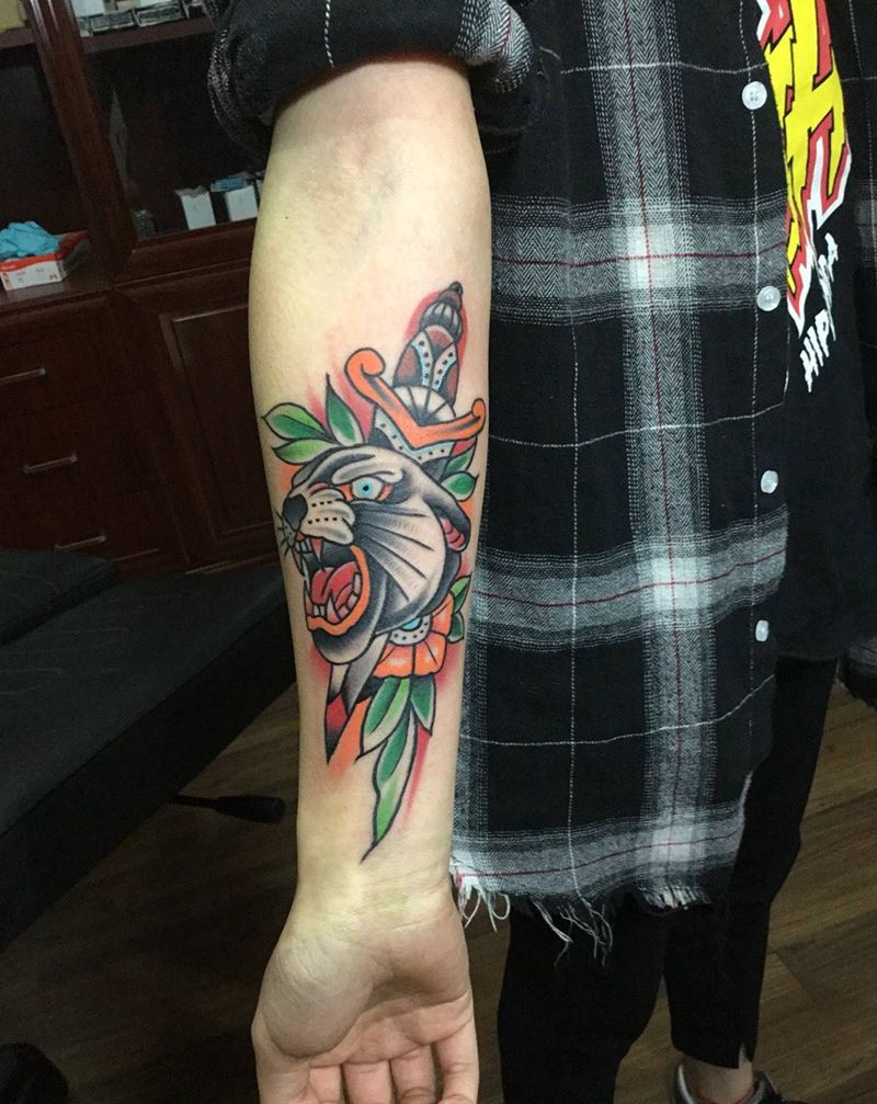 黑豹纹身图片_成品手臂欧美动物植物纹身图案