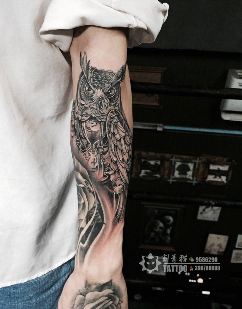 猫头鹰纹身图片_成品手臂手部欧美清新动物猫头鹰纹身图案