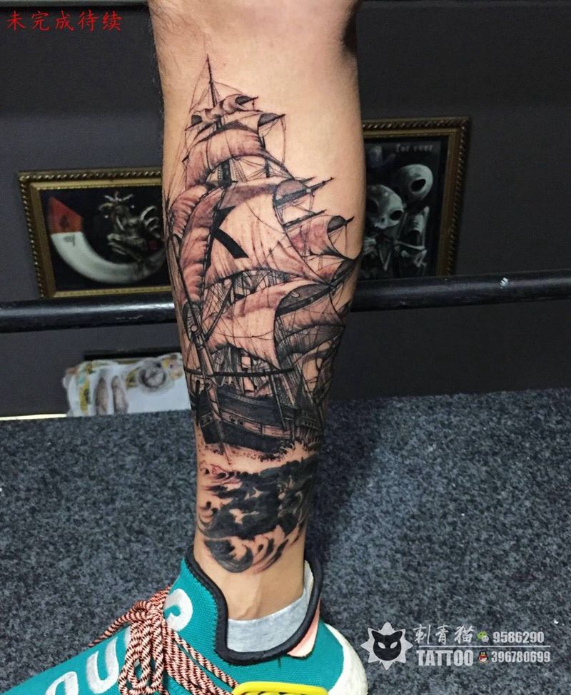 帆船纹身图片_腿部脚部欧美写实帆船纹身图案