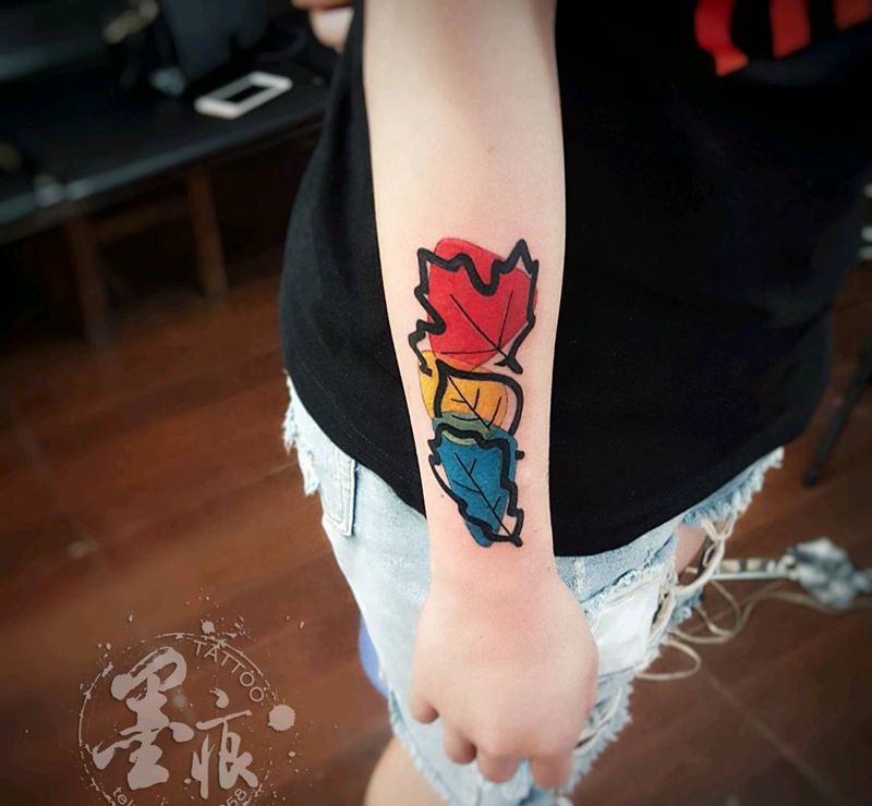 彩枫纹身图片_手臂手部欧美清新几何植物原创成品纹身图案