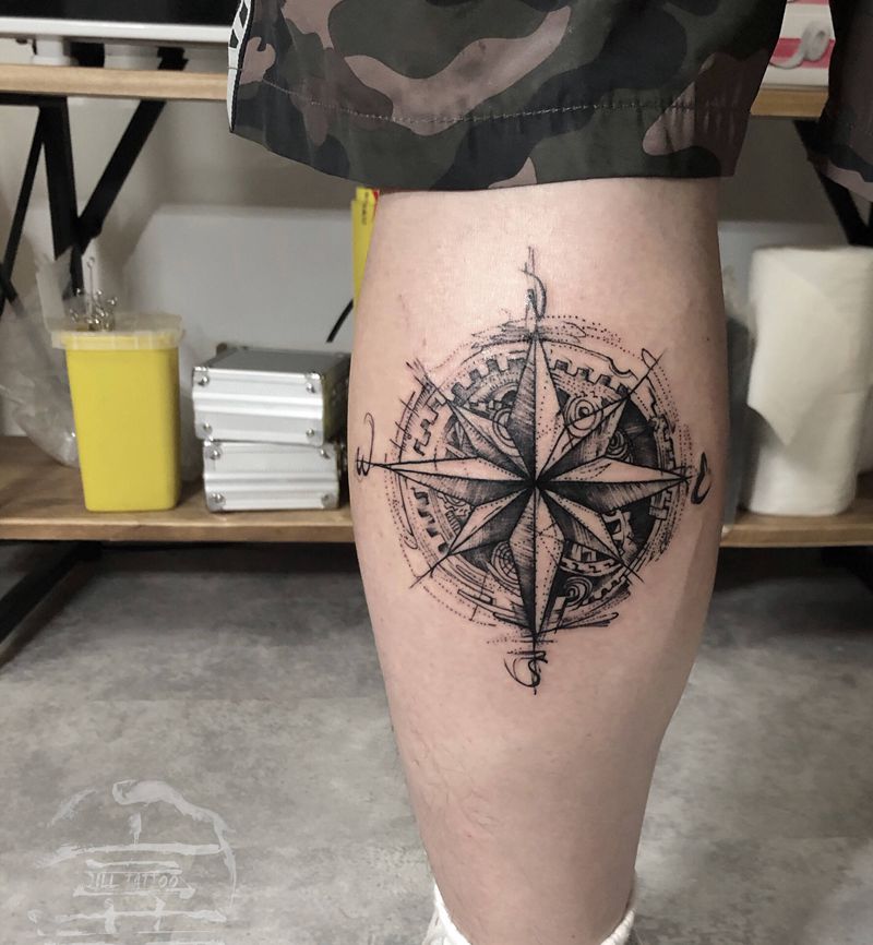 齿轮指南针纹身图片_腿部点刺纹身图案