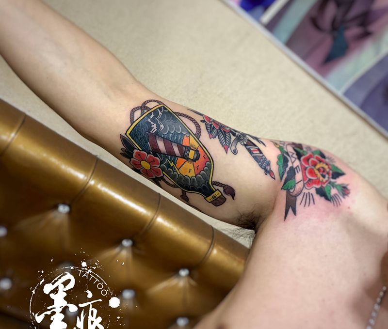 漂流瓶纹身图片_手部手臂New SchoolOld School纹身图案