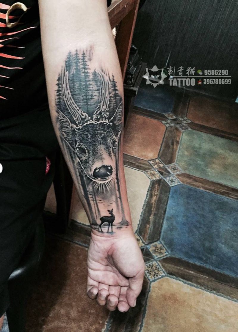 麋鹿纹身图片_成品手臂欧美手部清新动物写实麋鹿纹身图案