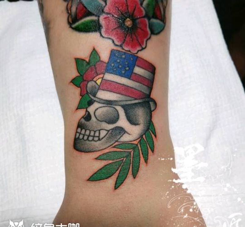 骷髅纹身图片_手部手臂New SchoolOld School纹身图案