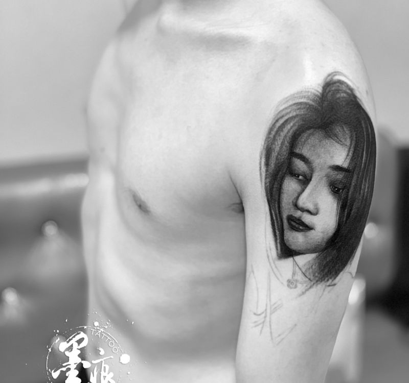 肖像纹身图片_手部手臂纹身图案