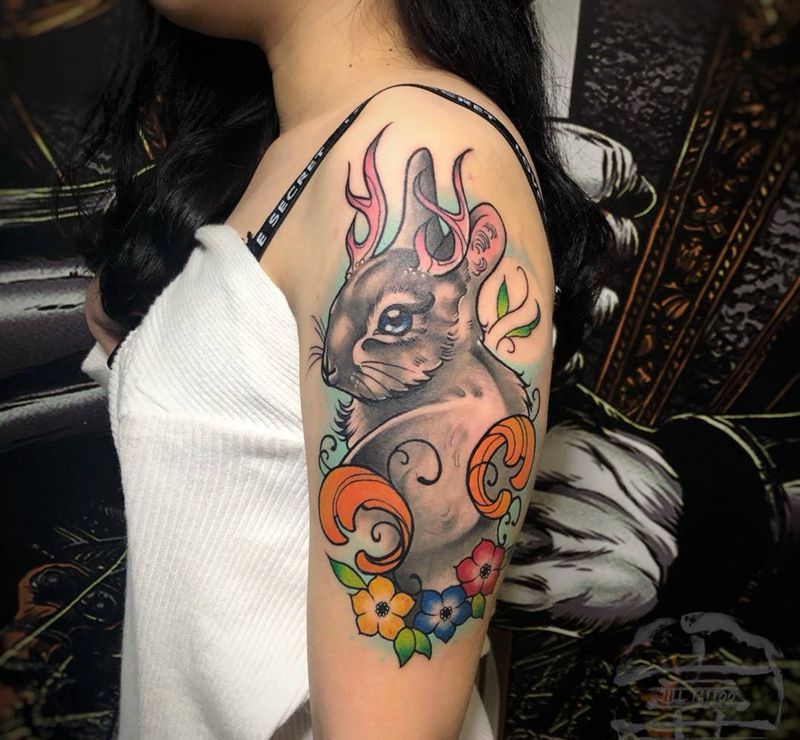 school 兔子纹身图片