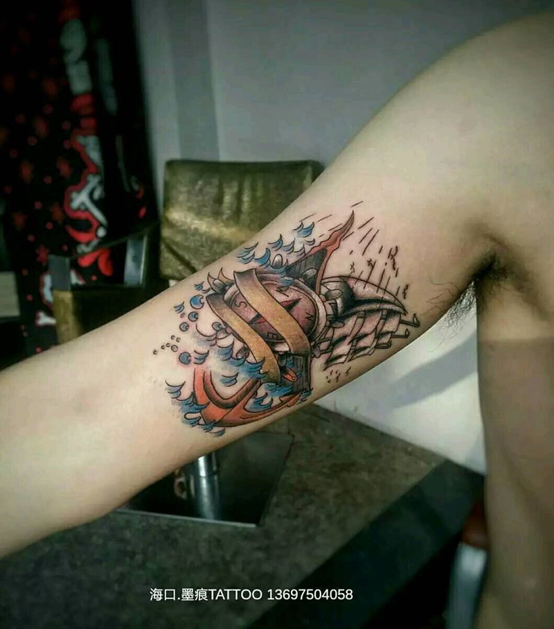 锚、浪、指南针、船纹身图片_手臂欧美几何成品纹身图案