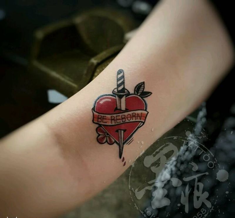 BE纹身图片_手部欧美几何成品纹身图案