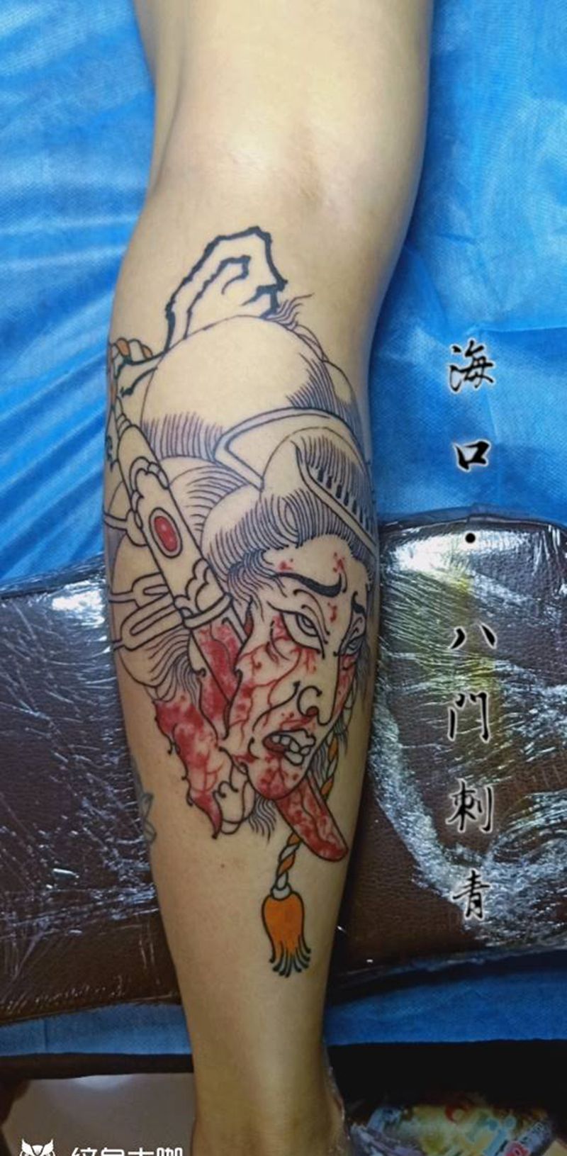 生首未完成纹身图片_脚部老传统纹身图案