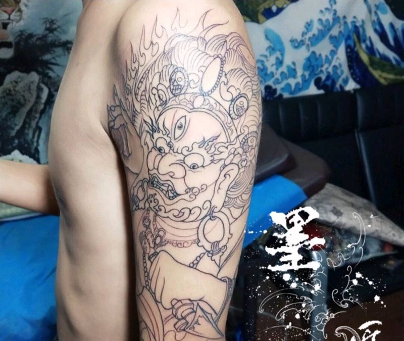 部分线条纹身图片_手部手臂新传统纹身图案