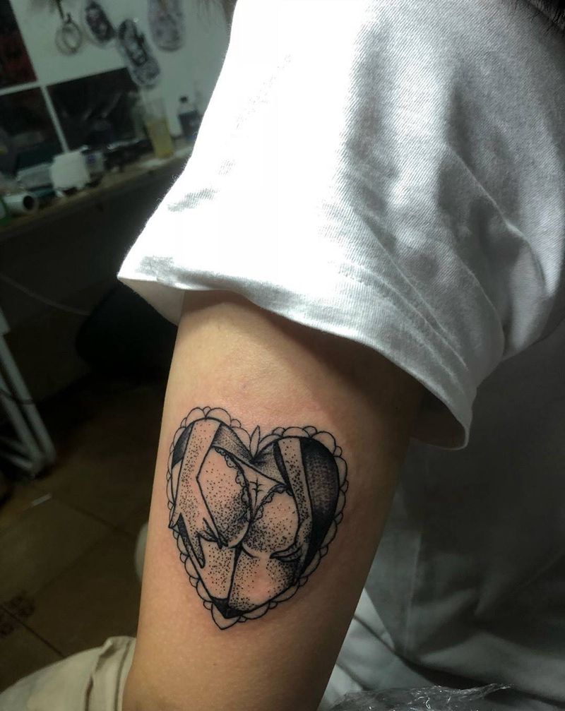 少女屁股纹身图片