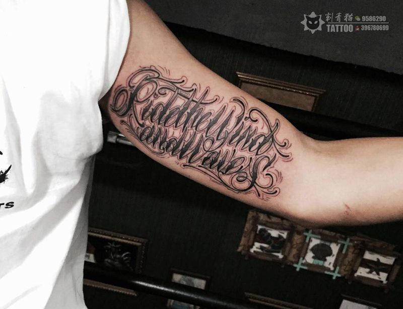 花体纹身图片_成品手臂手部欧美清新字符英文字母英文字母花体纹身图案