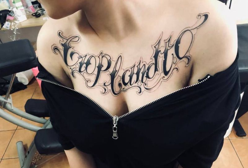 奇卡诺花胸纹身图片