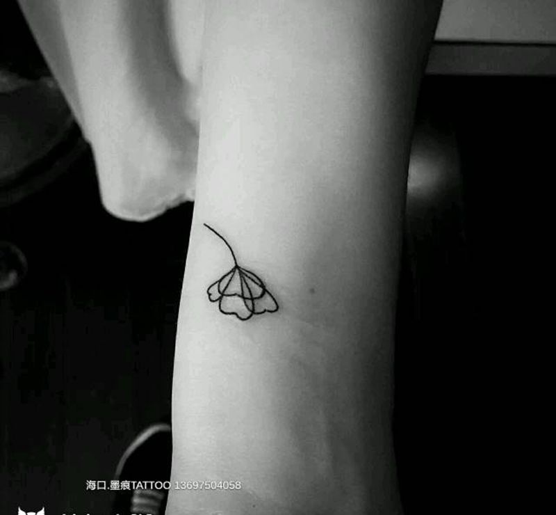 小清新纹身图片_手部清新情侣原创成品纹身图案