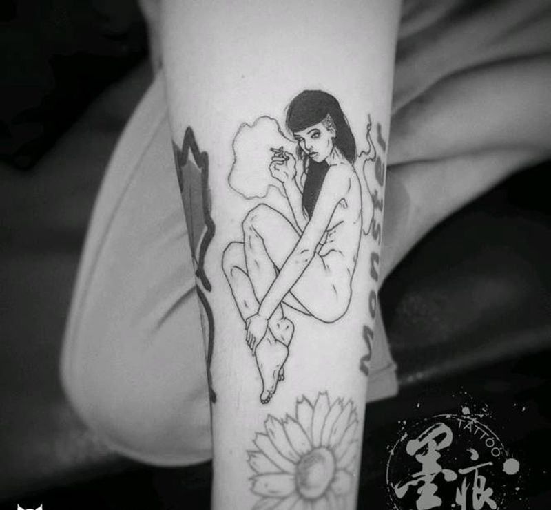 《裸女》纹身图片_手臂手部欧美传统清新几何人物原创成品纹身图案