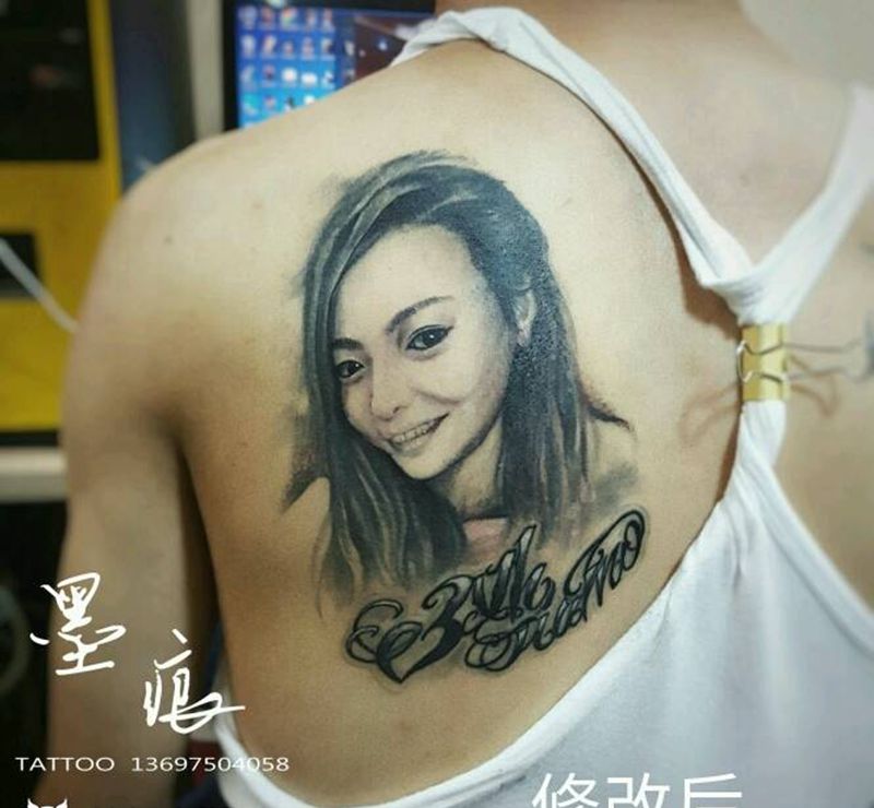人像纹身图片_肩部写实人物成品纹身图案