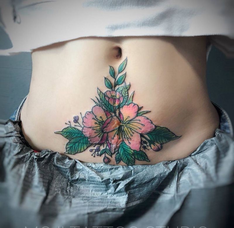 妊辰纹遮盖 花纹身图片