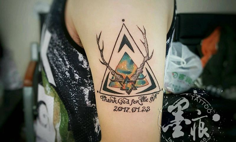 二个不同纹身图片_欧美成品纹身图案