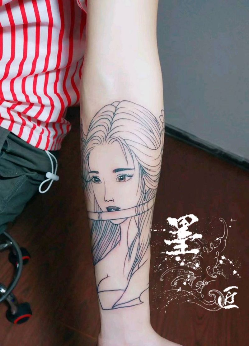 部分线条纹身图片_背部手臂纹身图案