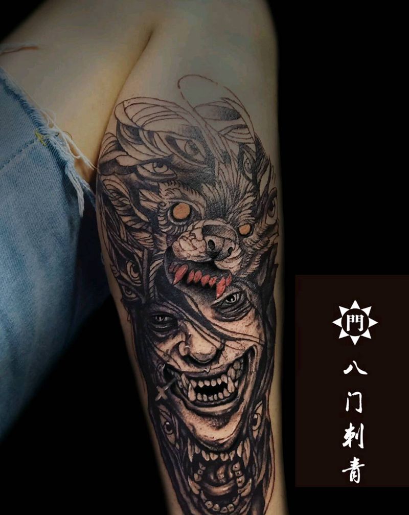 暗黑小丑纹身图片_脚部纹身图案