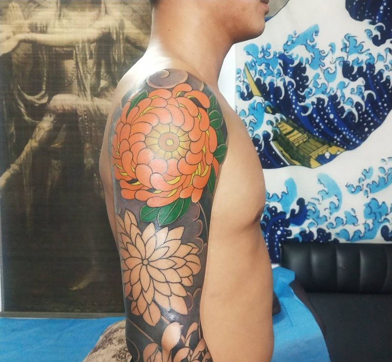 花臂，第一阶段纹身图片_手臂手部老传统纹身图案