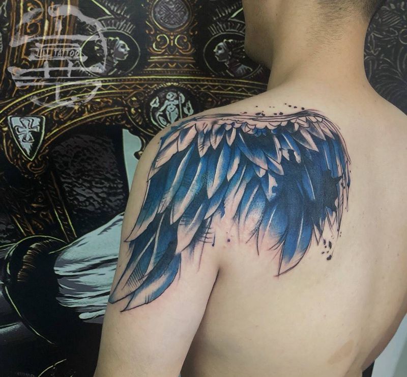 泼墨翅膀遮盖纹身图片