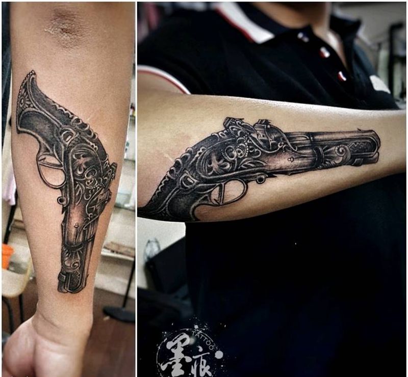 枪纹身图片_手臂手部欧美成品纹身图案