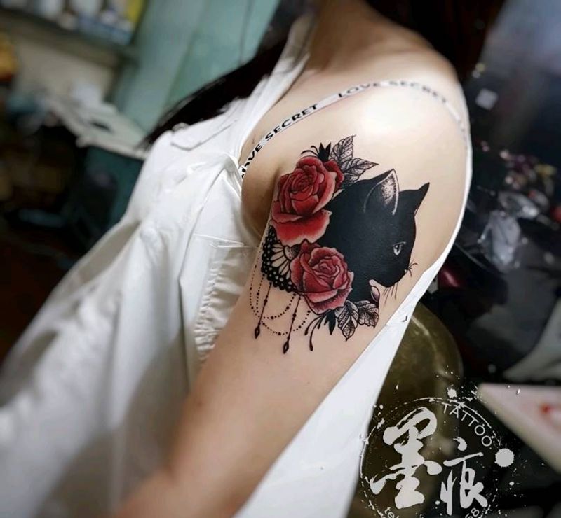 《黑猫＆[玫瑰]》纹身图片