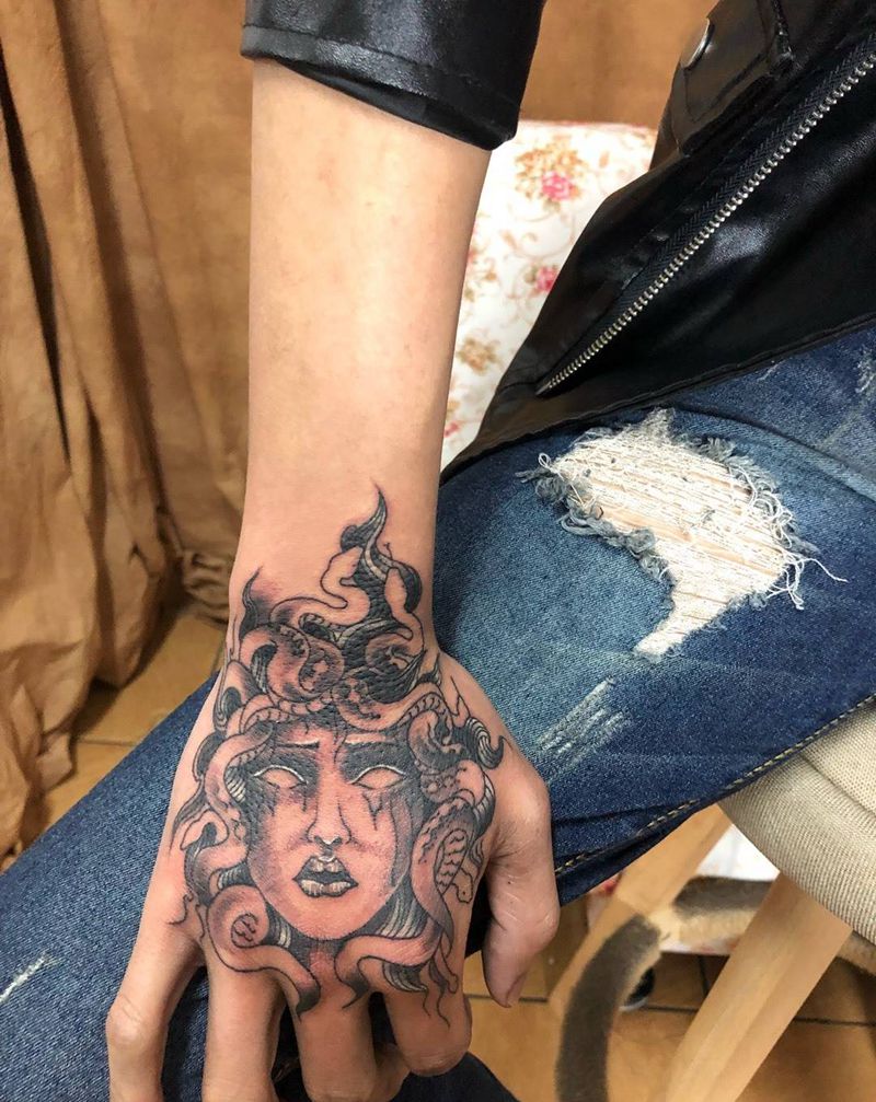 美杜莎纹身图片