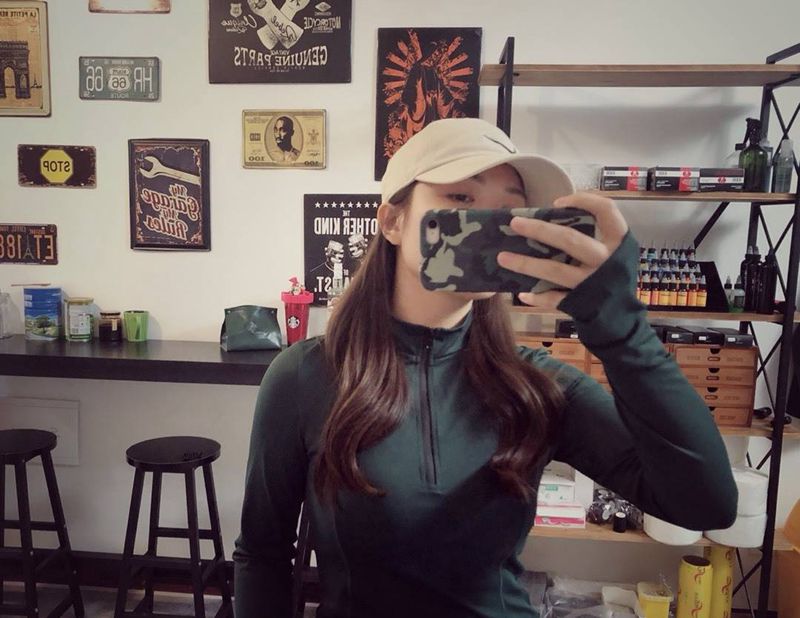 露个脸嘻嘻纹身图片