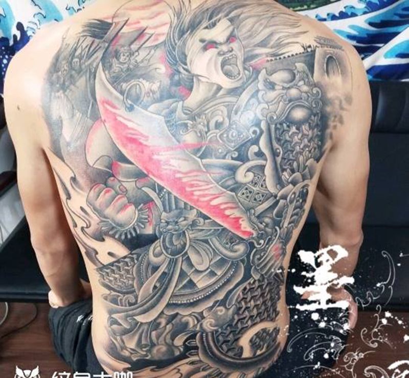 满背杀神白起纹身图片_背部新传统纹身图案