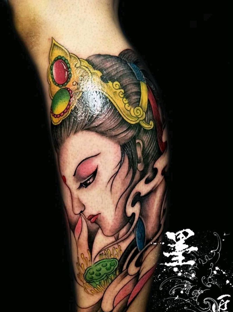 艺妓纹身图片_腿部新传统纹身图案