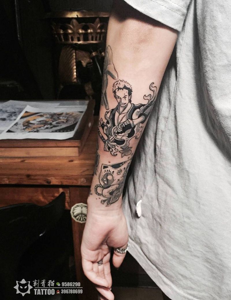 索隆纹身图片_成品手臂手部欧美传统清新人物海贼王纹身图案