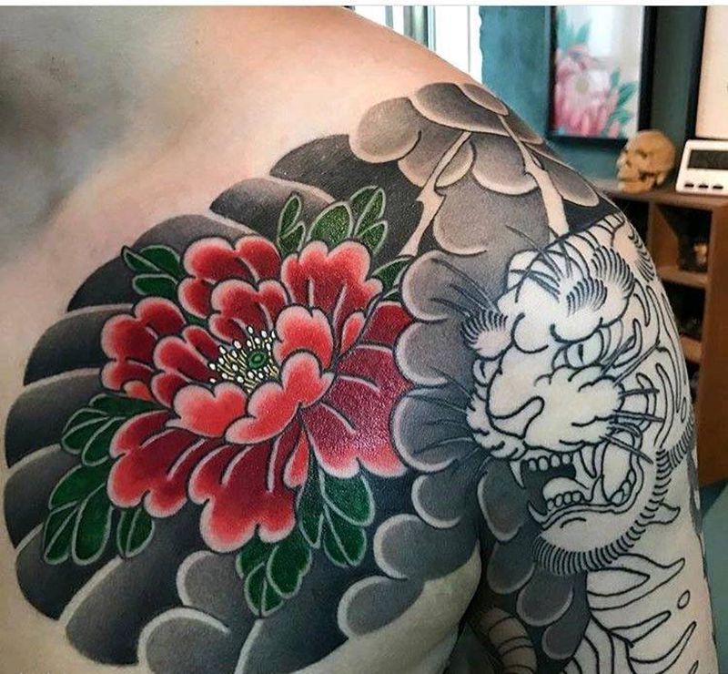 分享优秀纹身纹身图片_背部胸部老传统新传统纹身图案